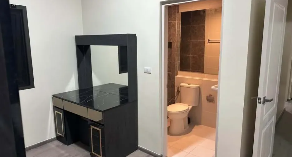 For rent 3 bedrooms house in Khlong Luang, Pathum Thani