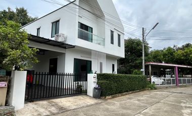 For rent 5 bedrooms house in Hang Dong, Chiang Mai