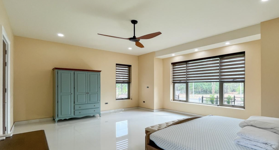ขาย 4 ห้องนอน วิลล่า ใน บางละมุง, ชลบุรี