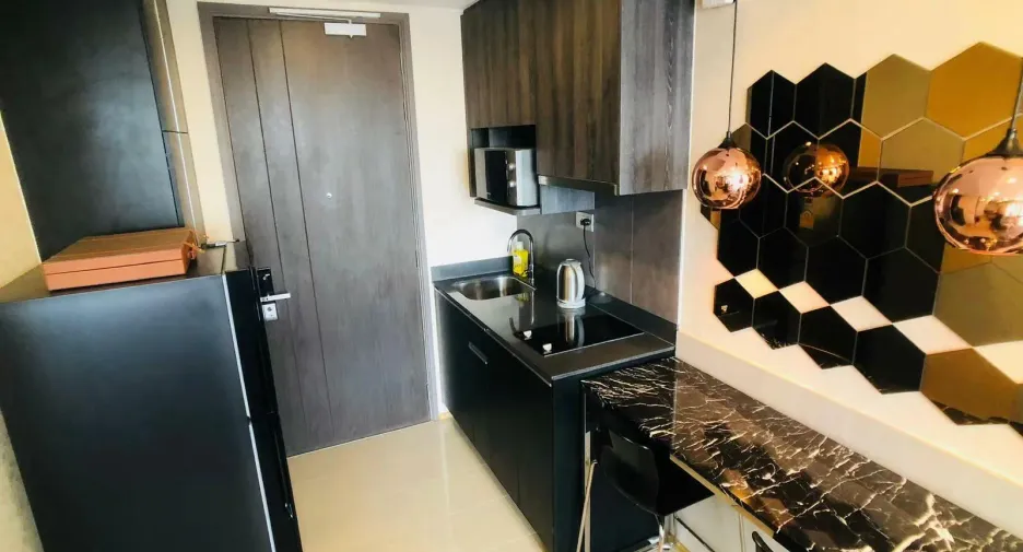 For sale and for rent 1 bed condo in Bang Rak, Bangkok