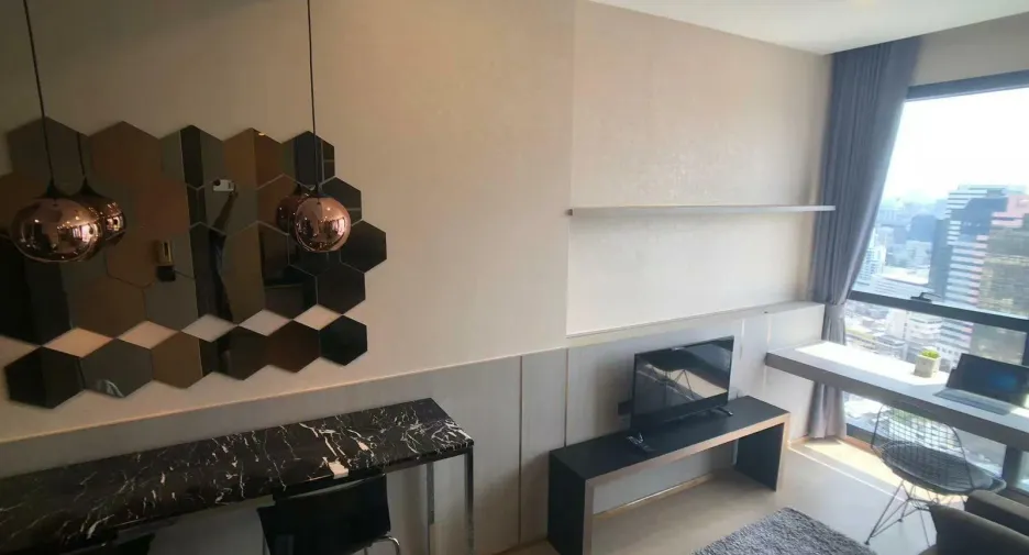 For sale and for rent 1 bed condo in Bang Rak, Bangkok