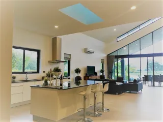À vendre 4 chambres villa à Hua Hin, Prachuap Khiri Khan