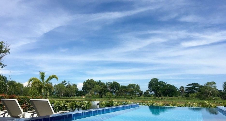 Villa zum Kauf mit 4 Zimmer in Hua Hin, Prachuap Khiri Khan