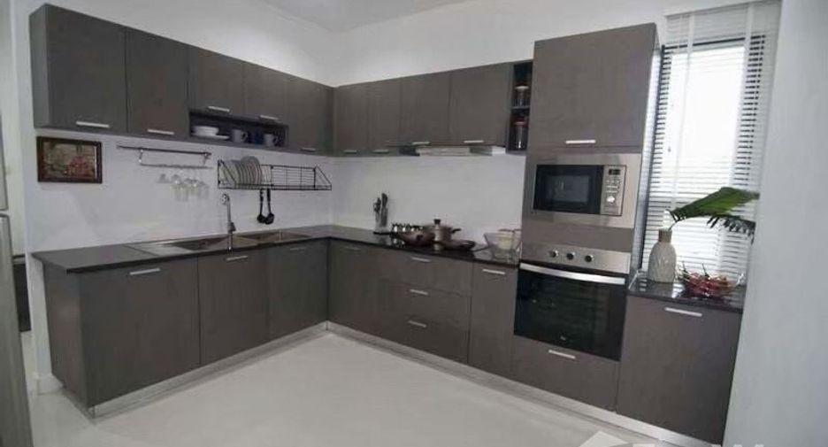 For sale 4 bedrooms villa in Mueang Chiang Mai, Chiang Mai