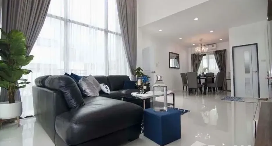 For sale 4 bedrooms villa in Mueang Chiang Mai, Chiang Mai