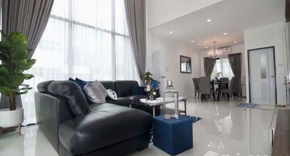 Villa zum Kauf mit 4 Zimmer in Mueang Chiang Mai, Chiang Mai