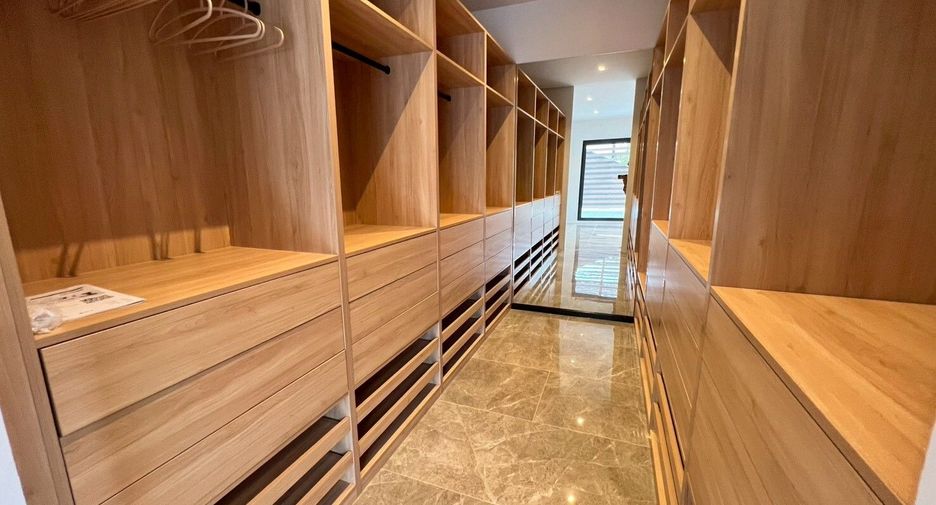 For sale 3 ベッドルーム villa in Hua Hin, Prachuap Khiri Khan