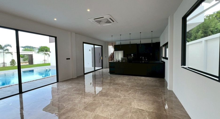 For sale 3 ベッドルーム villa in Hua Hin, Prachuap Khiri Khan