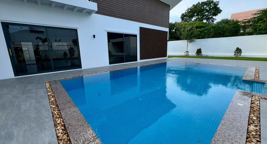 For sale 3 ベッドルーム villa in Hua Hin, Prachuap Khiri Khan