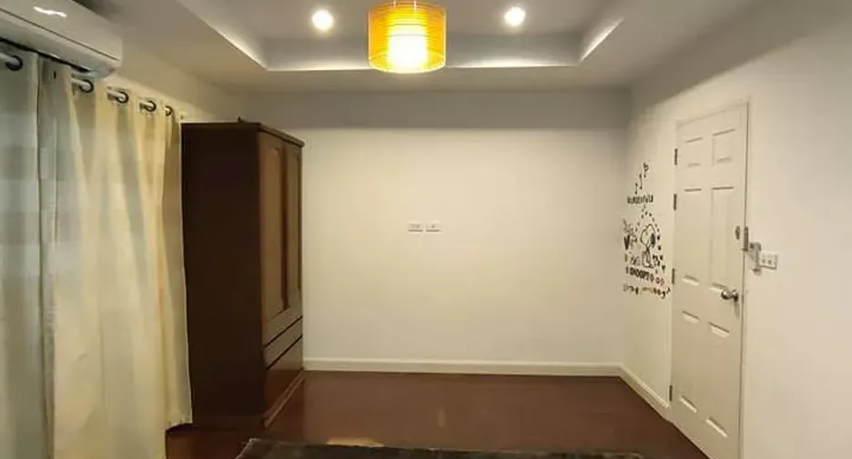 For sale and for rent 3 bedrooms townhouse in Hua Hin, Prachuap Khiri Khan