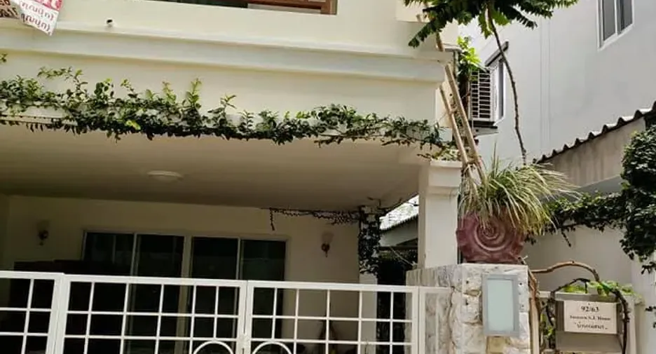 For sale and for rent 3 bedrooms townhouse in Hua Hin, Prachuap Khiri Khan
