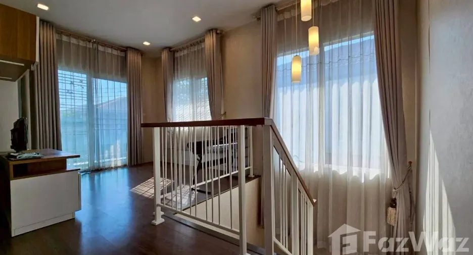 For sale 3 bedrooms house in Mueang Pathum Thani, Pathum Thani
