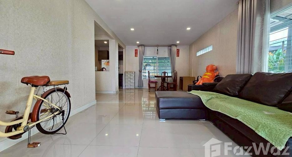 For sale 3 bedrooms house in Mueang Pathum Thani, Pathum Thani
