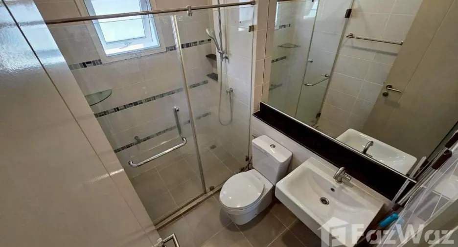 For sale 3 bedrooms house in Mueang Pathum Thani, Pathum Thani