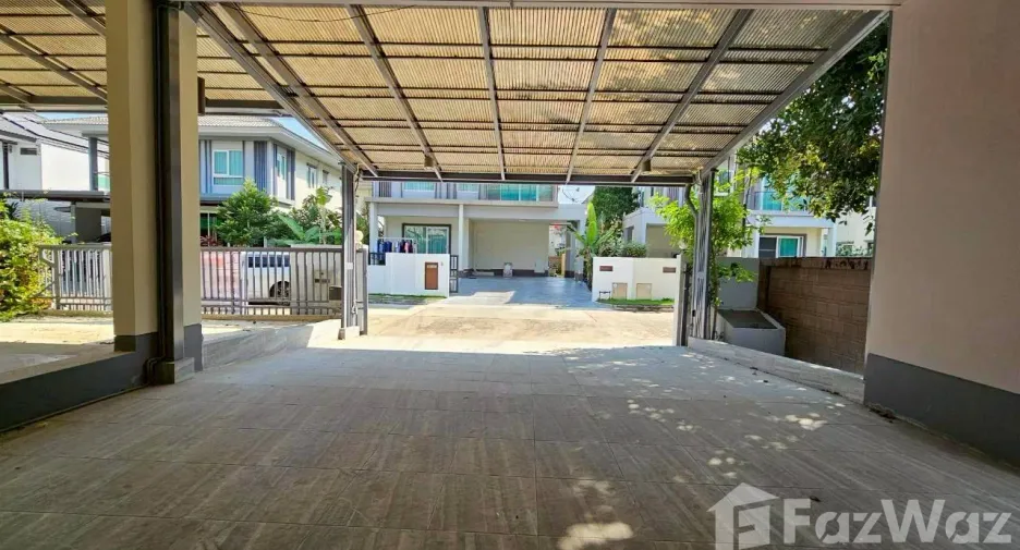 For sale 3 bedrooms house in Mueang Pathum Thani, Pathum Thani
