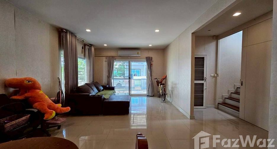 For sale 3 bedrooms house in Mueang Pathum Thani, Pathum Thani