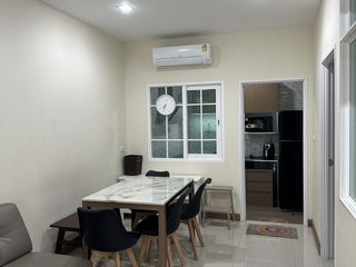 For rent 4 bedrooms townhouse in Mueang Chiang Mai, Chiang Mai