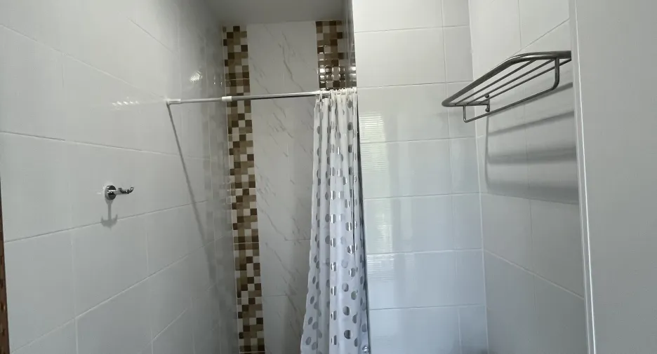 For rent 4 bedrooms townhouse in Mueang Chiang Mai, Chiang Mai