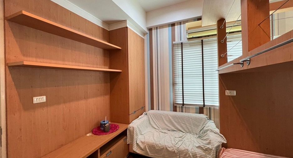À vendre 3 chambres maison à Bang Sao Thong, Samut Prakan