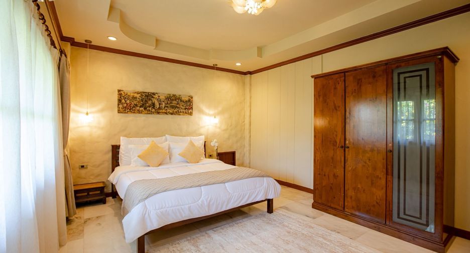 Villa en venta y en alquiler de 5 habitaciones en Mueang Phuket, Phuket