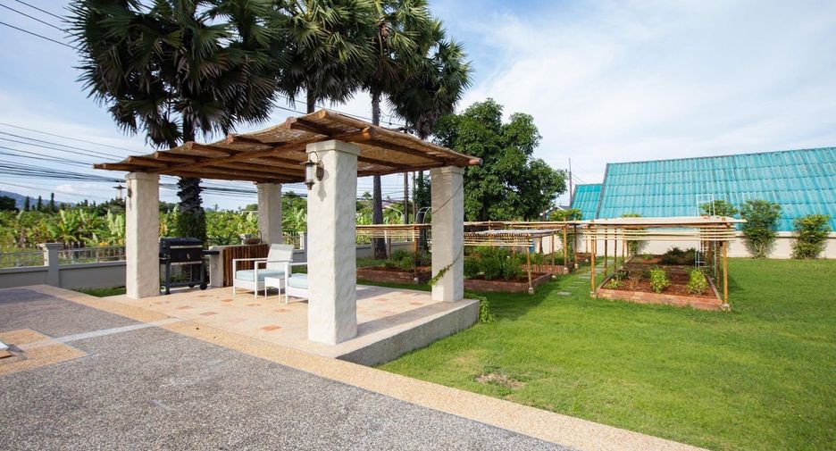 Villa en venta y en alquiler de 5 habitaciones en Mueang Phuket, Phuket