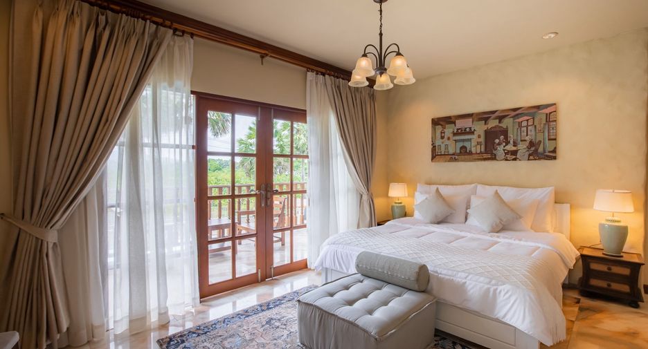 Villa en venta y en alquiler de 5 habitaciones en Mueang Phuket, Phuket