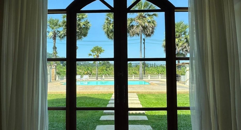 Villa en venta y en alquiler de 5 habitaciones en Mueang Phuket, Phuket