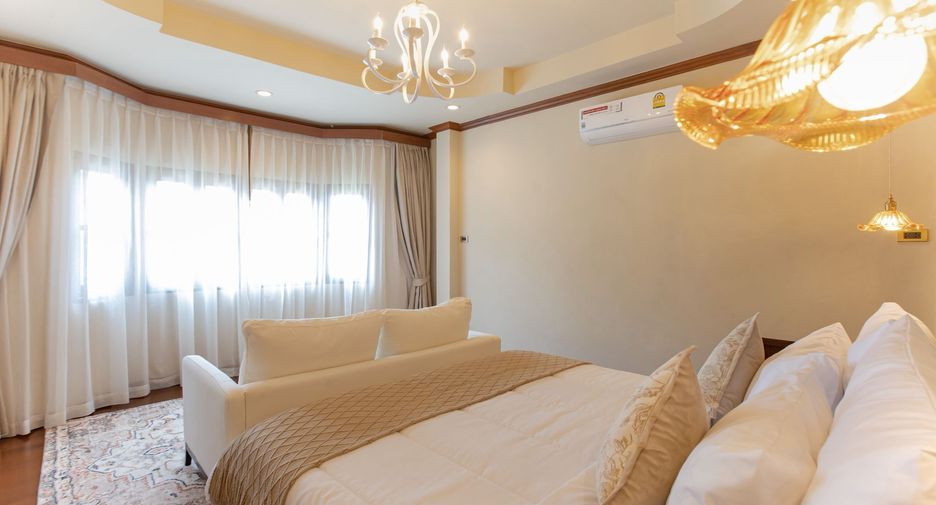 Villa en venta y en alquiler de 5 habitaciones en Mueang Phuket, Phuket