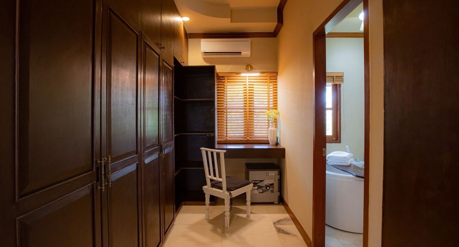 Villa en venta y en alquiler de 5 habitaciones en Mueang Phuket, Phuket