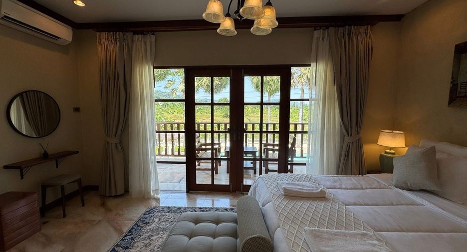 Villa en venta y en alquiler de 5 habitaciones en Mueang Phuket, Phuket