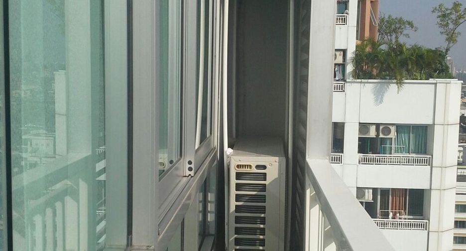 For sale studio condo in Bang Kho Laem, Bangkok
