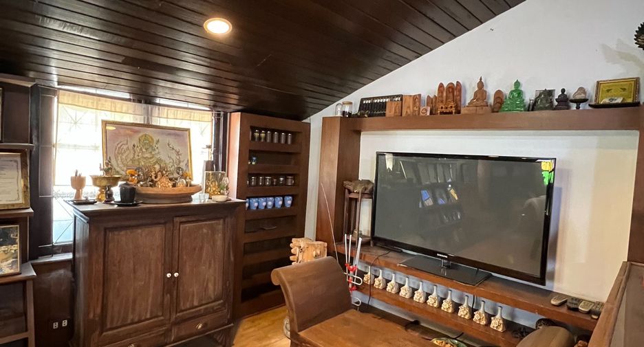 For rent 3 bedrooms house in San Sai, Chiang Mai