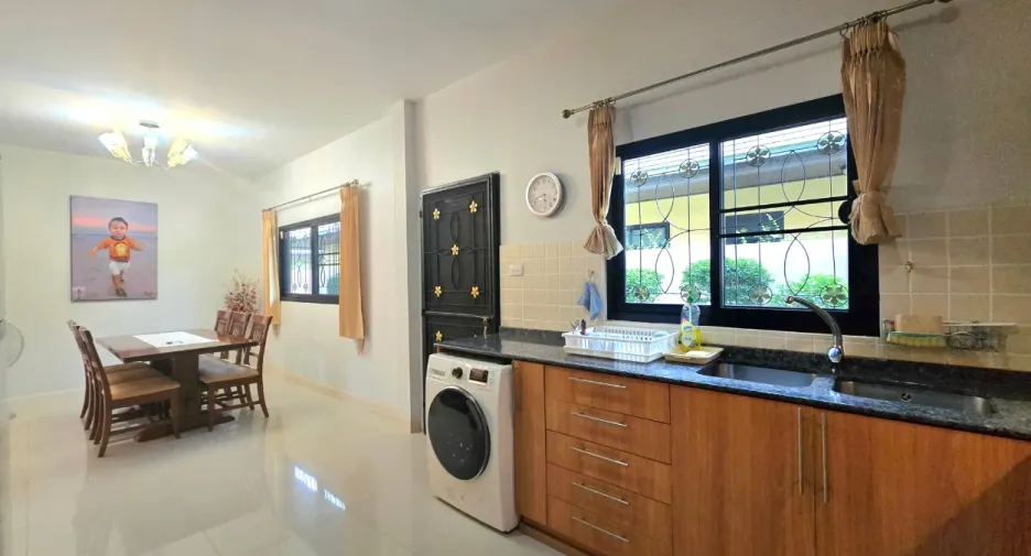 For rent 3 bedrooms villa in Hua Hin, Prachuap Khiri Khan