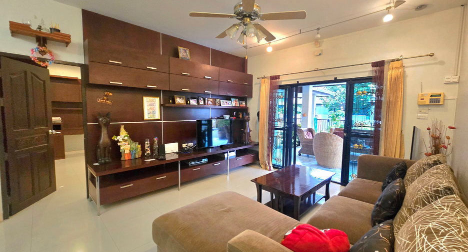 For rent 3 bedrooms villa in Hua Hin, Prachuap Khiri Khan
