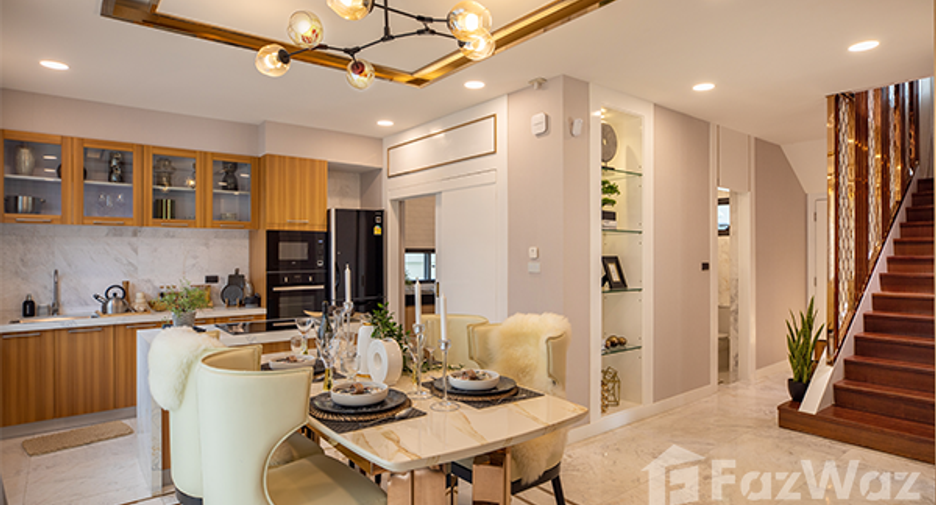 For sale 5 bedrooms house in Bang Phli, Samut Prakan