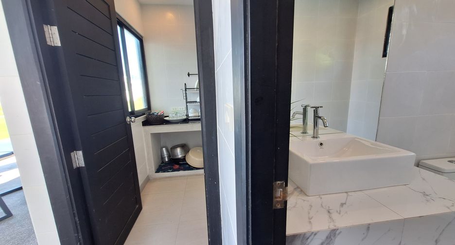 For rent 4 bedrooms villa in Hua Hin, Prachuap Khiri Khan