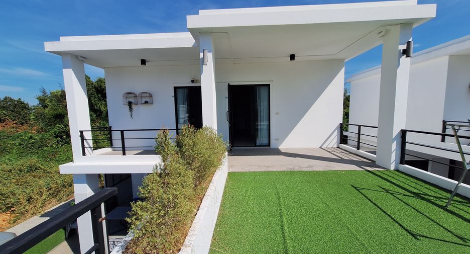 For rent 4 bedrooms villa in Hua Hin, Prachuap Khiri Khan