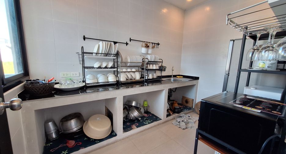 For rent 4 bedrooms villa in Hua Hin, Prachuap Khiri Khan