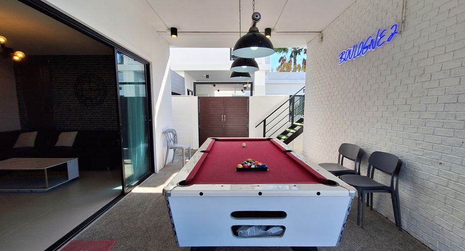 For rent 4 bedrooms villa in Hua Hin, Prachuap Khiri Khan