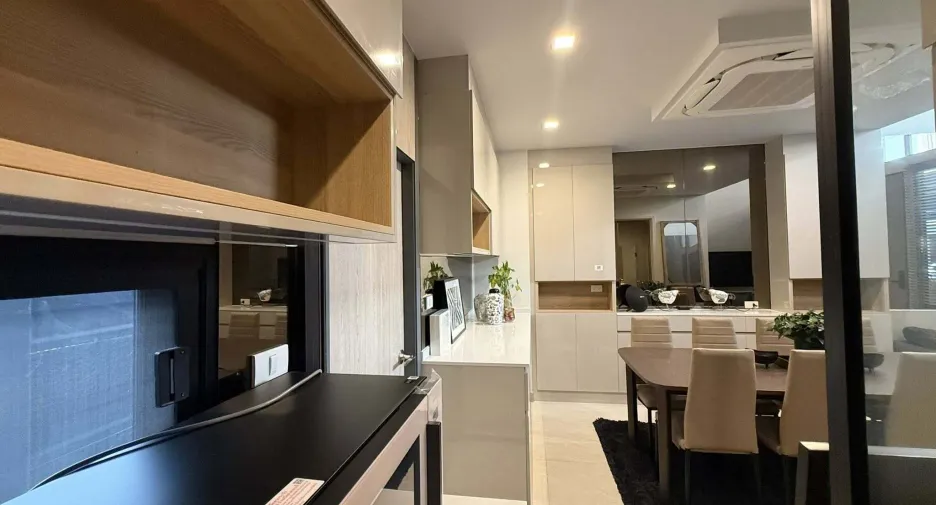 For rent 4 bedrooms townhouse in Pak Kret, Nonthaburi