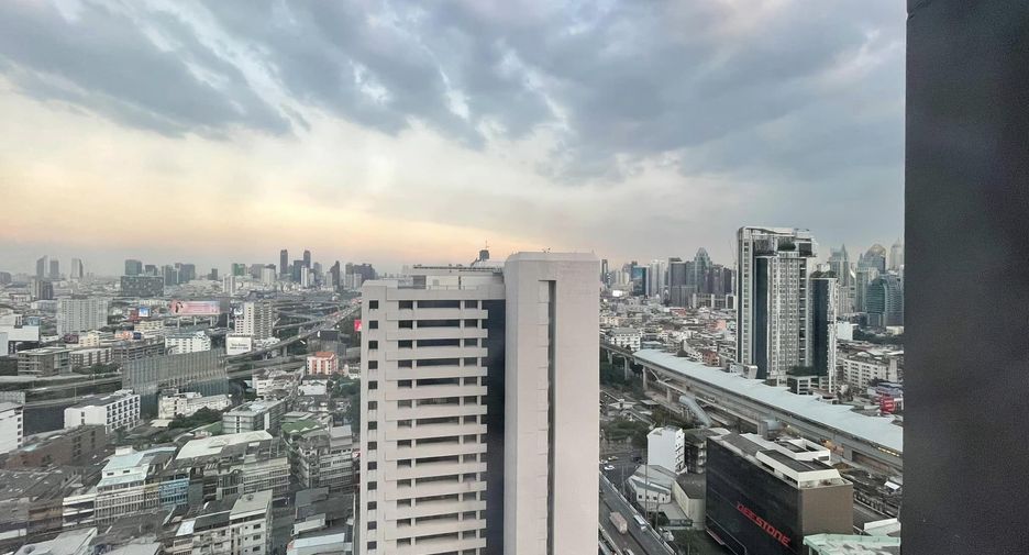 For sale スタジオ condo in Ratchathewi, Bangkok