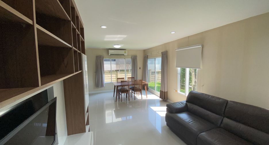 For sale 3 bedrooms house in Suan Luang, Bangkok