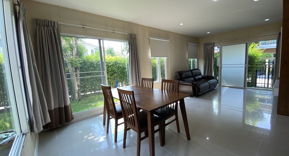 For sale 3 bedrooms house in Suan Luang, Bangkok