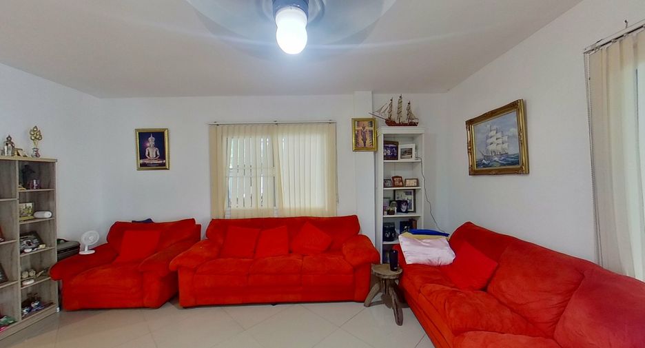 For sale and for rent 8 bedrooms villa in Sattahip, Chonburi