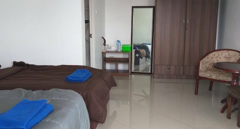 For sale and for rent 8 bedrooms villa in Sattahip, Chonburi