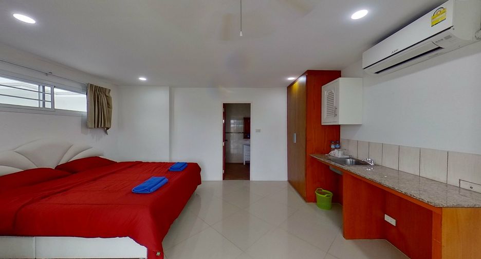 For sale and for rent 8 bedrooms villa in Sattahip, Chonburi