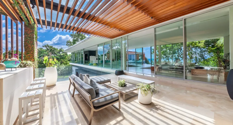 For sale 4 bedrooms villa in Kathu, Phuket