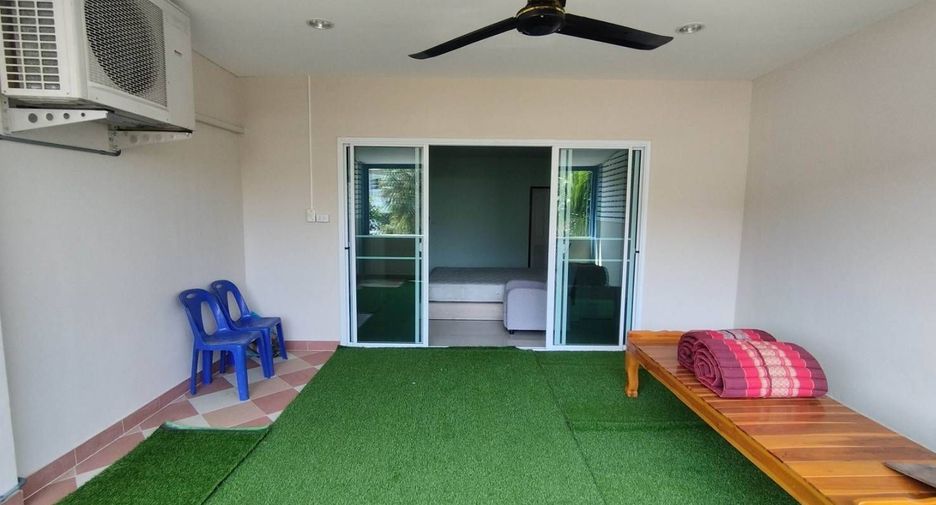 For sale 4 bedrooms townhouse in Hua Hin, Prachuap Khiri Khan