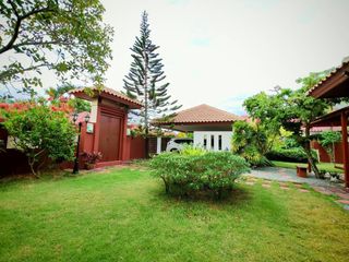 À vendre et à louer 2 chambres maison à Bang Lamung, Chonburi