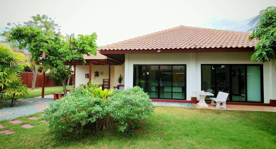 Casa en venta y en alquiler de 2 habitaciones en Bang Lamung, Chonburi